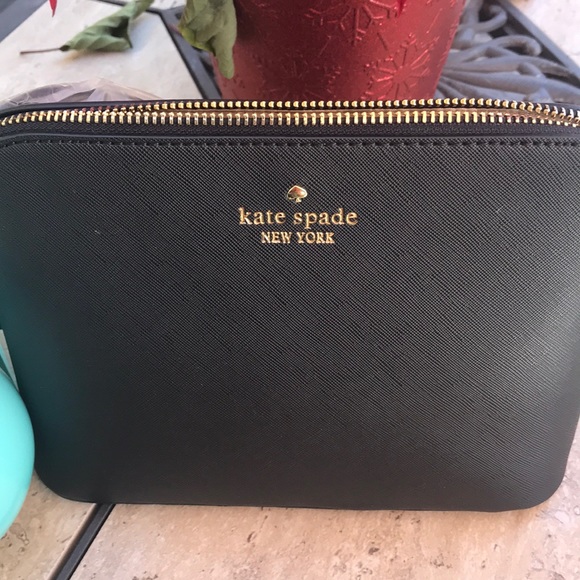 Kate Spade Cross-body Bag♠️♥️♠️♥️ - Picture 2 of 7